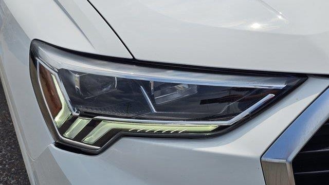 2024 Audi Q3 quattro S line Prem Plus 45 TFSI