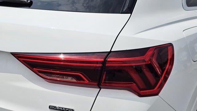 2024 Audi Q3 quattro S line Prem Plus 45 TFSI