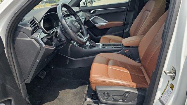 2024 Audi Q3 quattro S line Prem Plus 45 TFSI