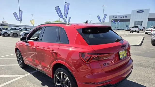2025 Audi Q3 quattro S line Prem Plus 45 TFSI