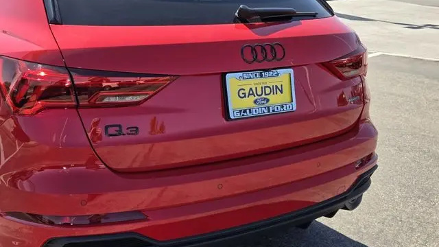 2025 Audi Q3 quattro S line Prem Plus 45 TFSI