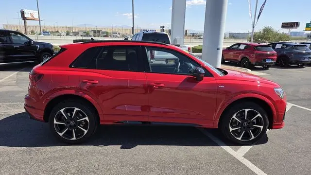 2025 Audi Q3 quattro S line Prem Plus 45 TFSI