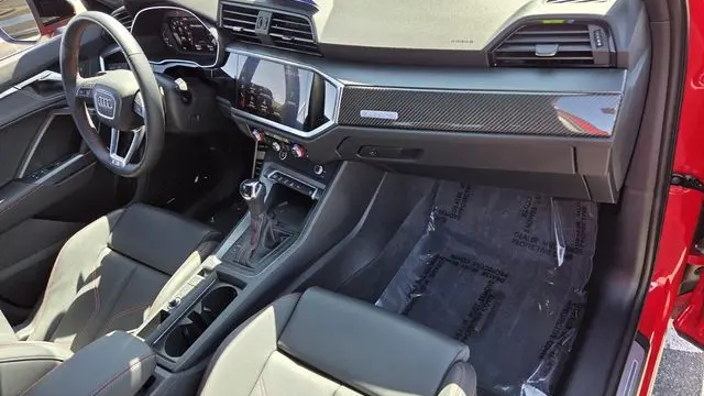 2025 Audi Q3 quattro S line Prem Plus 45 TFSI