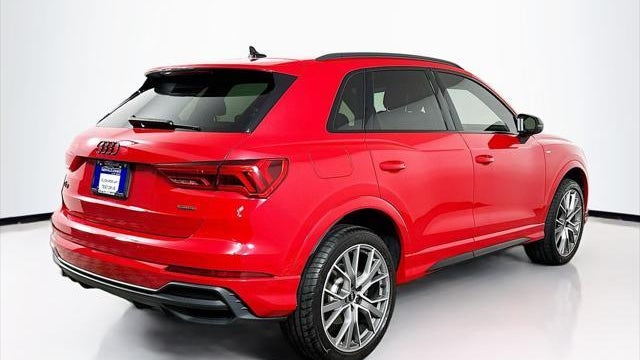 2025 Audi Q3 quattro S line Prem Plus 45 TFSI