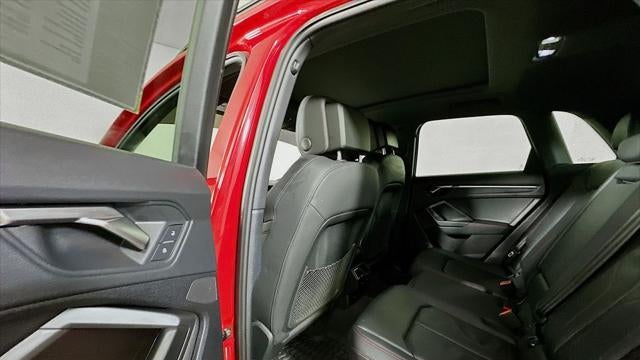 2025 Audi Q3 quattro S line Prem Plus 45 TFSI