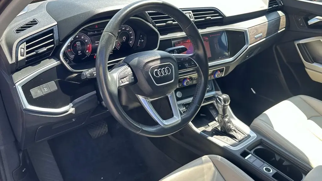 2020 Audi Q3 quattro S line Prem Plus 45 TFSI