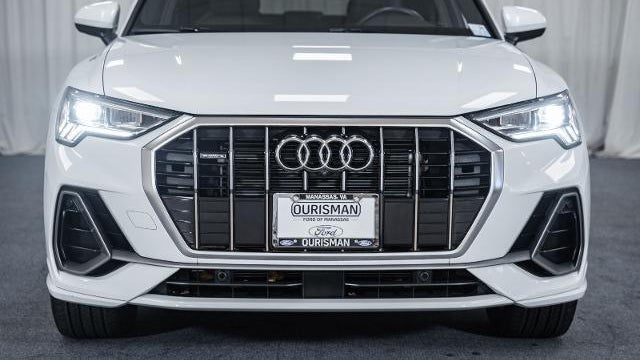 2023 Audi Q3 quattro S line Prem Plus 45 TFSI