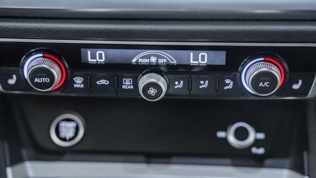 2023 Audi Q3 quattro S line Prem Plus 45 TFSI