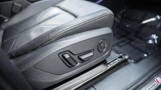 2023 Audi Q3 quattro S line Prem Plus 45 TFSI