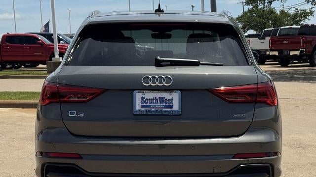2022 Audi Q3 quattro S line Prem Plus 45 TFSI