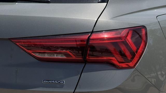 2022 Audi Q3 quattro S line Prem Plus 45 TFSI