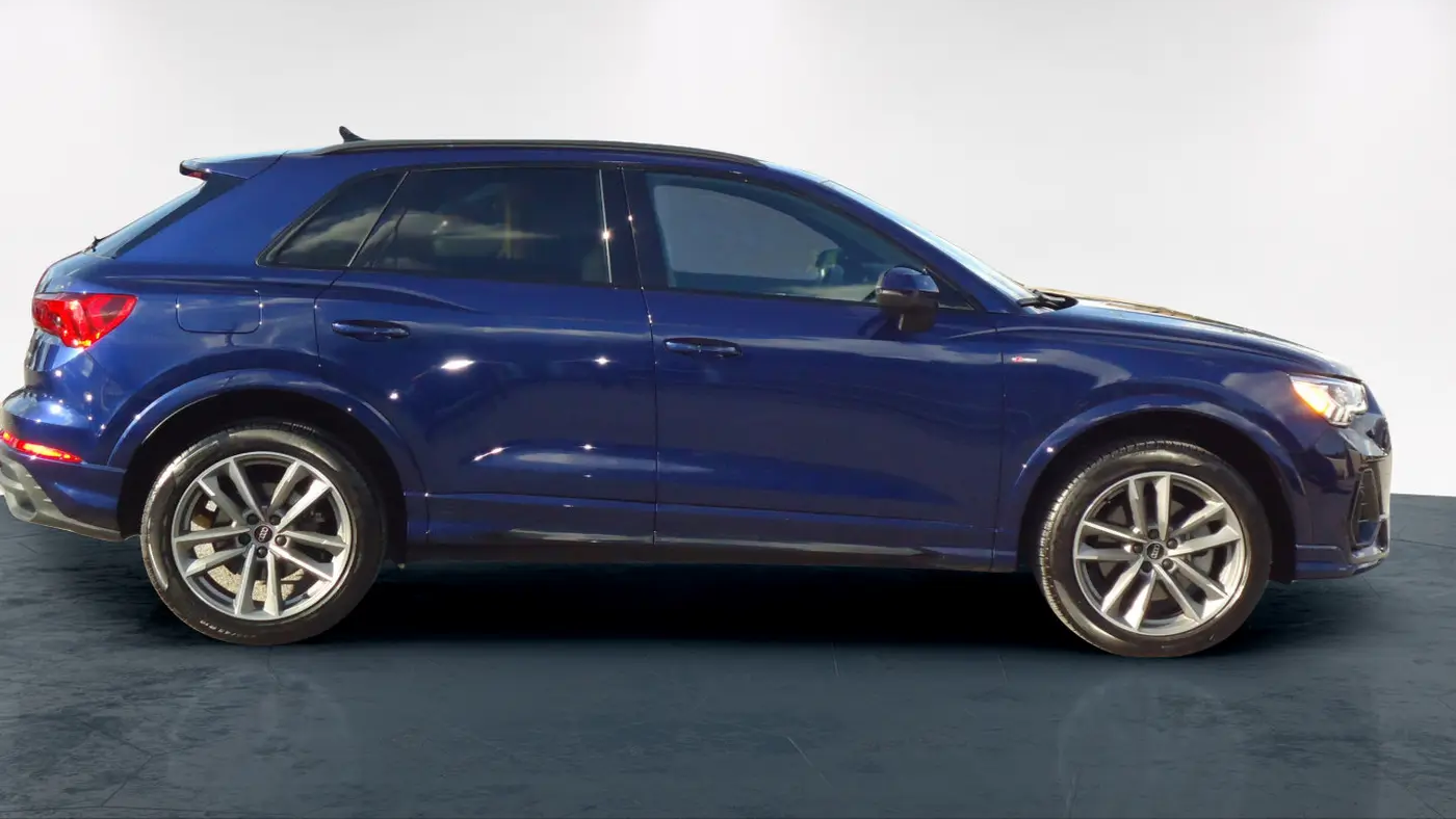 2023 Audi Q3 quattro S line Prem Plus 45 TFSI