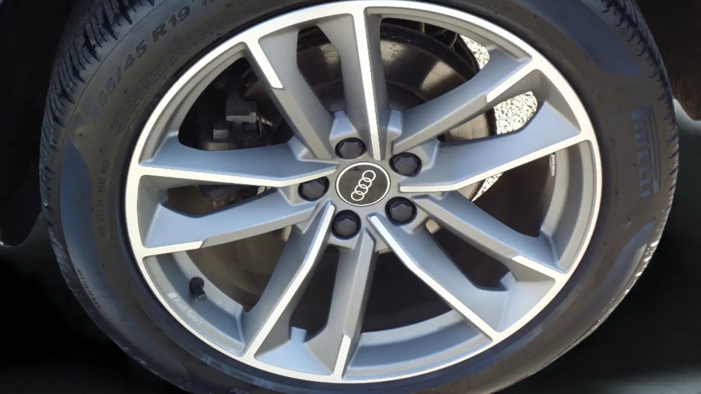 2023 Audi Q3 quattro S line Prem Plus 45 TFSI