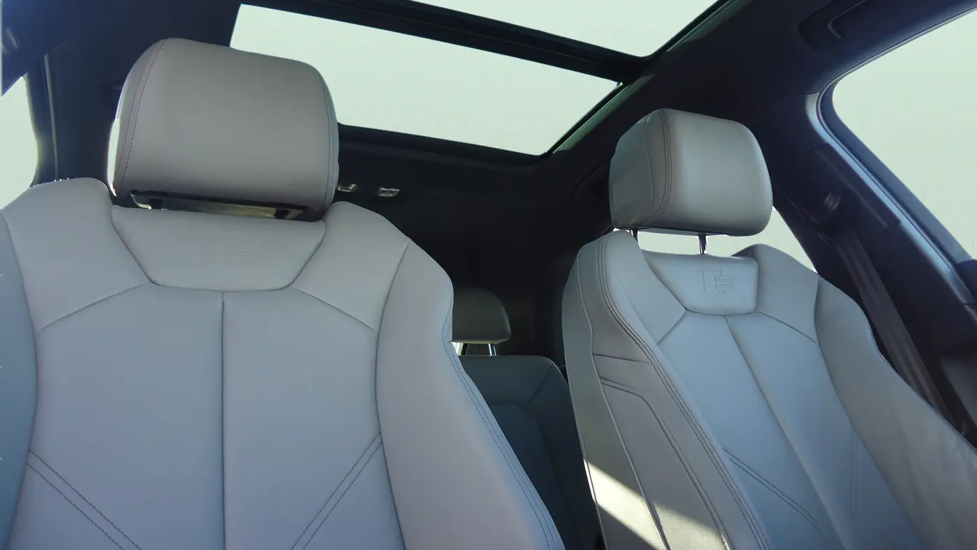 2023 Audi Q3 quattro S line Prem Plus 45 TFSI