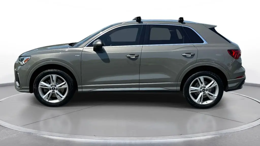 2022 Audi Q3 quattro S line Prem Plus 45 TFSI