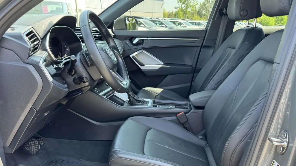 2022 Audi Q3 quattro S line Prem Plus 45 TFSI