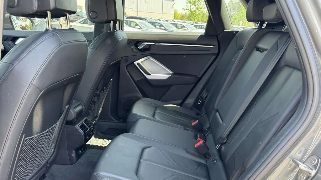 2022 Audi Q3 quattro S line Prem Plus 45 TFSI