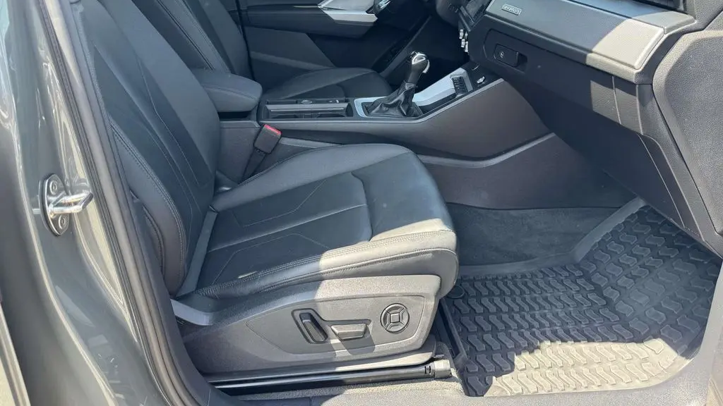 2022 Audi Q3 quattro S line Prem Plus 45 TFSI