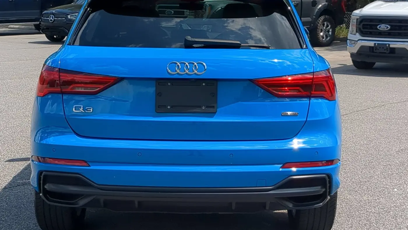 2022 Audi Q3 quattro S line Prem Plus 45 TFSI