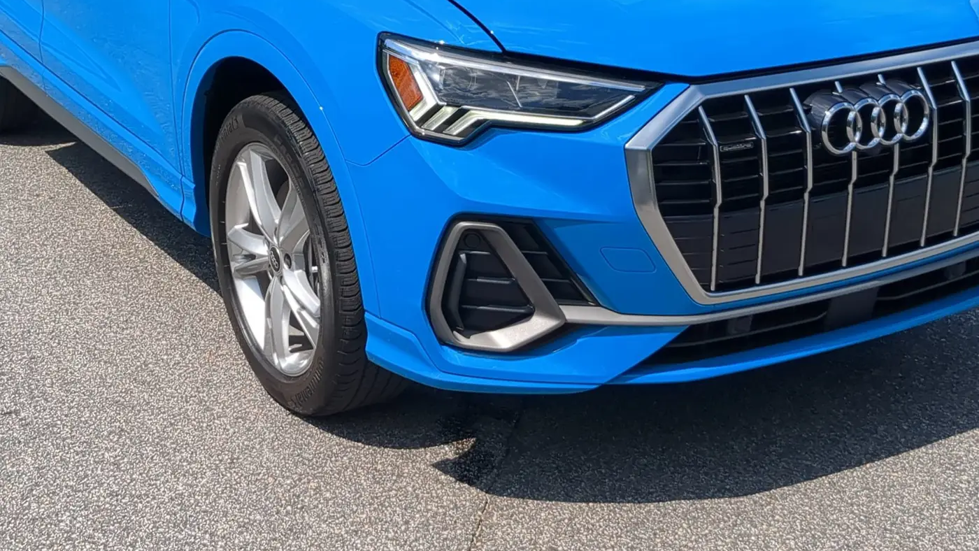 2022 Audi Q3 quattro S line Prem Plus 45 TFSI