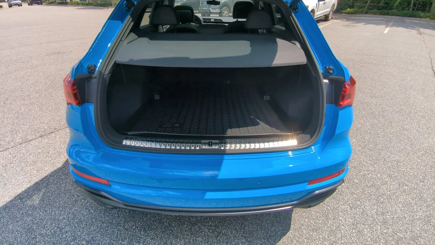 2022 Audi Q3 quattro S line Prem Plus 45 TFSI