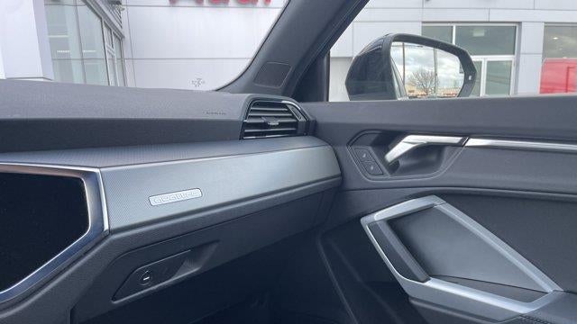 2025 Audi Q3 quattro S line Prem Plus 45 TFSI