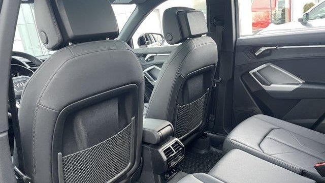 2025 Audi Q3 quattro S line Prem Plus 45 TFSI