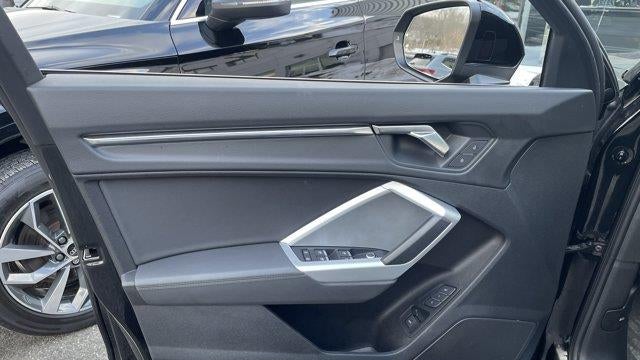 2025 Audi Q3 quattro S line Prem Plus 45 TFSI