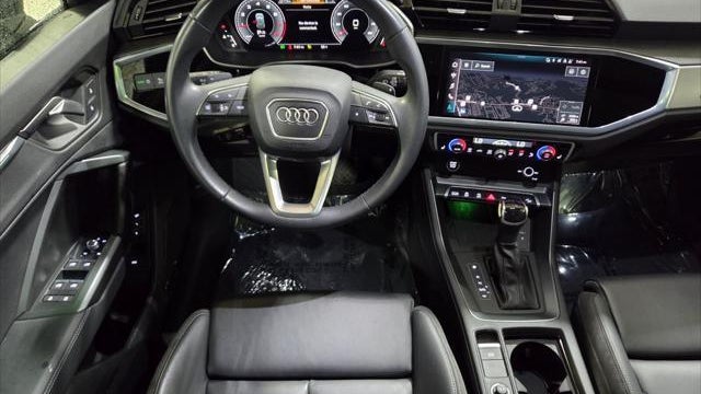 2023 Audi Q3 quattro S line Prem Plus 45 TFSI