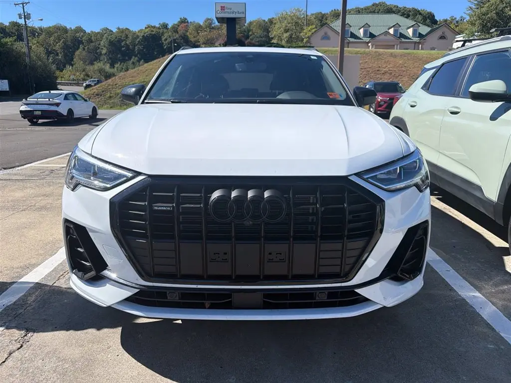 2025 Audi Q3 - $35,499