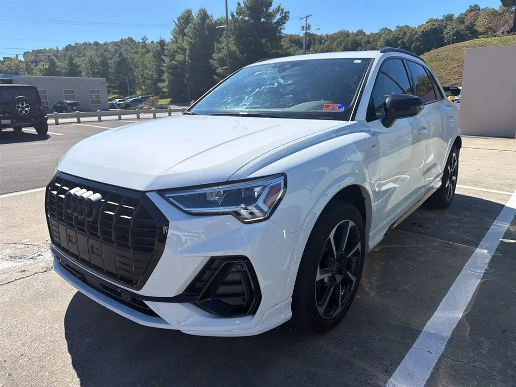 2025 Audi Q3 - $35,499