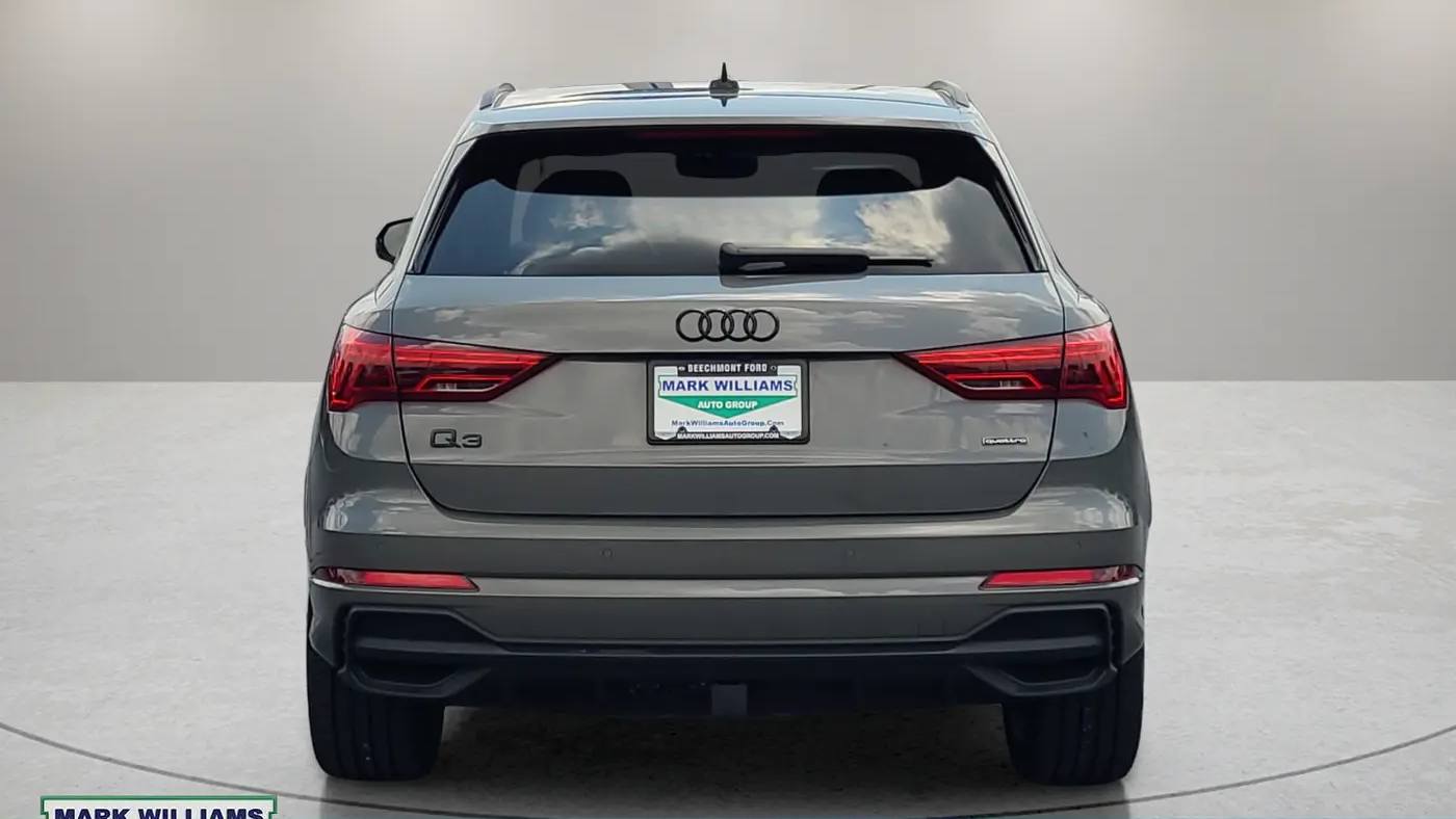 2024 Audi Q3 quattro S line Prem Plus 45 TFSI