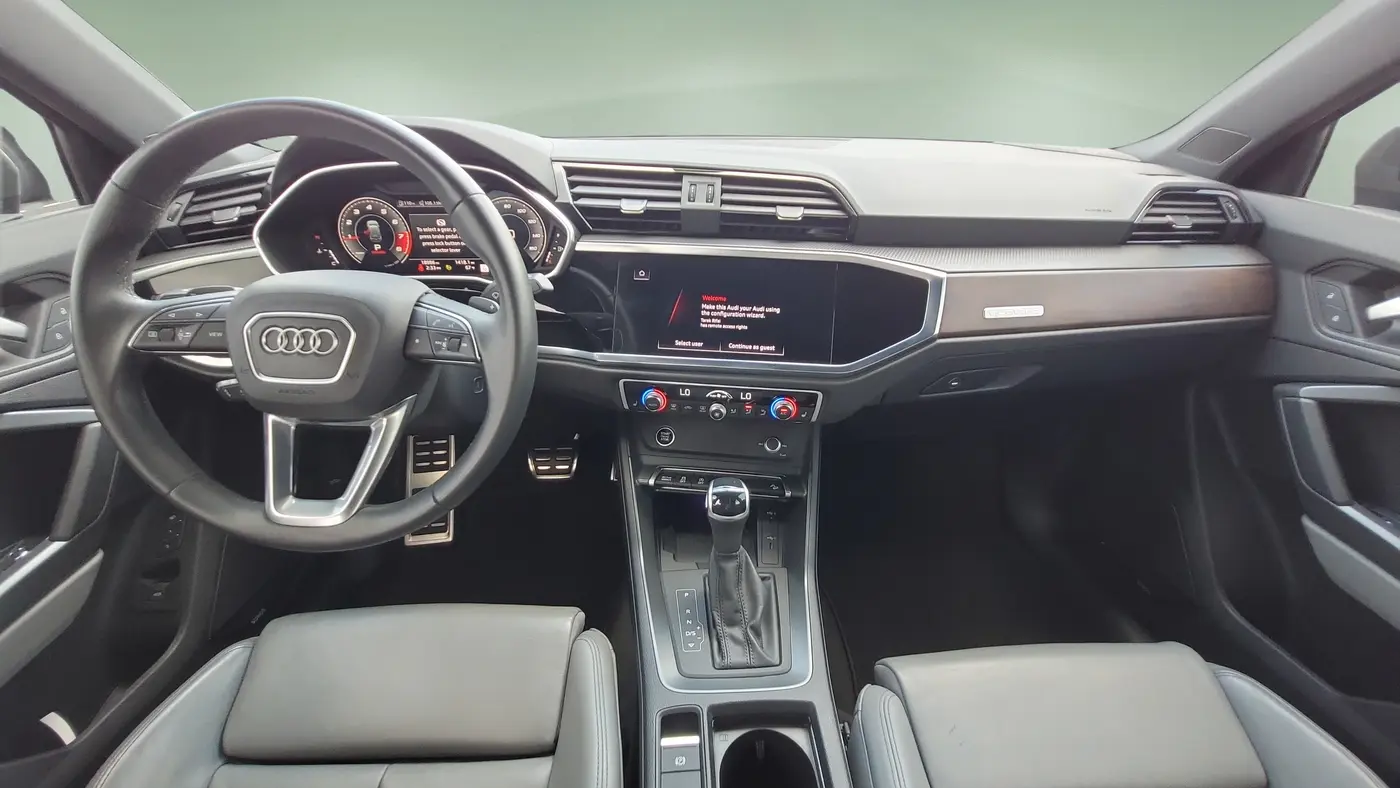 2024 Audi Q3 quattro S line Prem Plus 45 TFSI