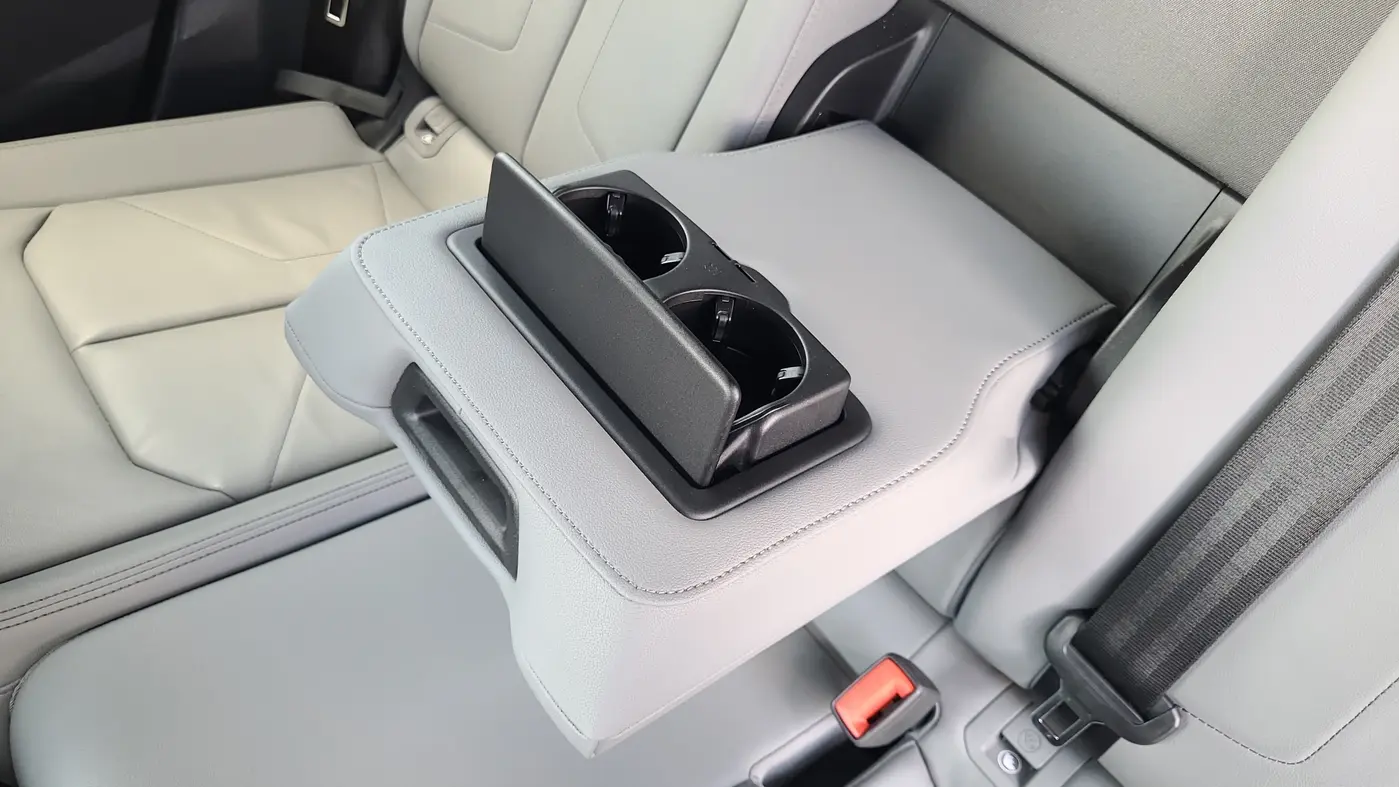2024 Audi Q3 quattro S line Prem Plus 45 TFSI