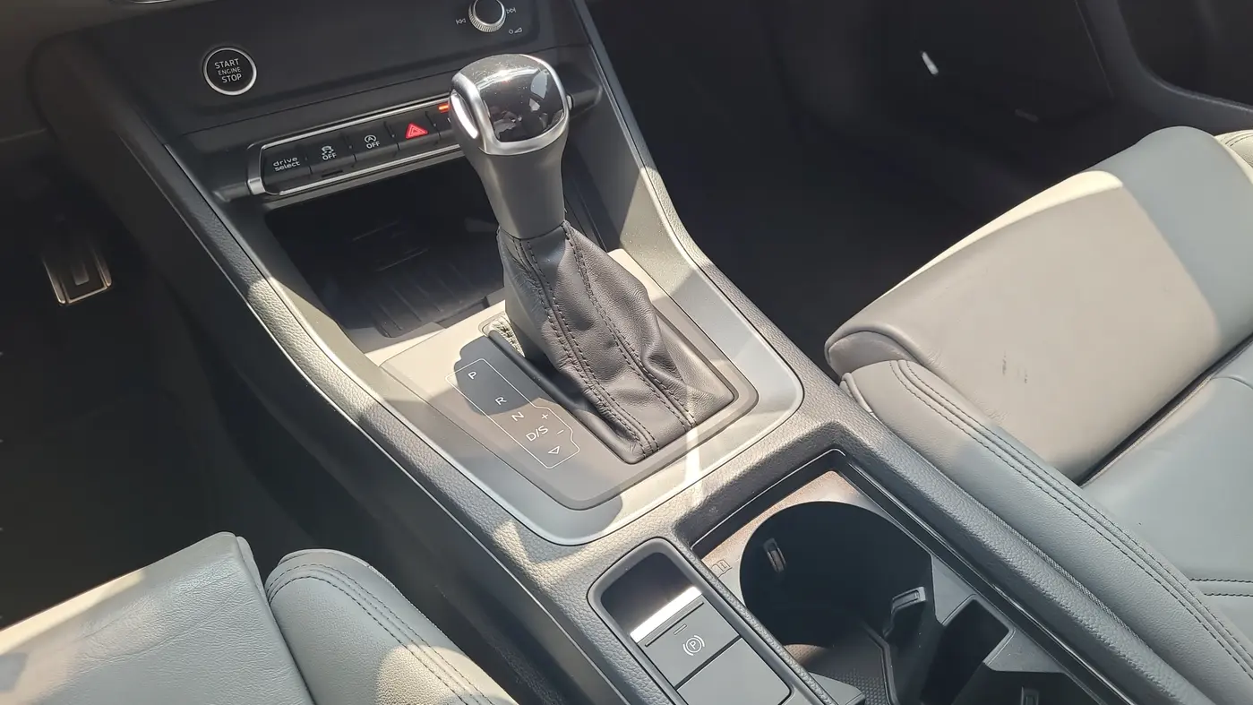 2024 Audi Q3 quattro S line Prem Plus 45 TFSI