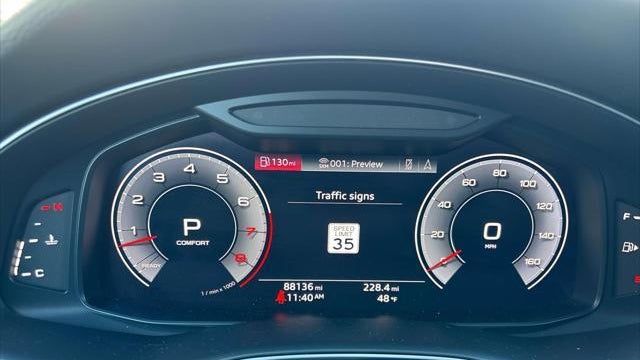 2019 Audi Q8 quattro Premium Plus 55 TFSI