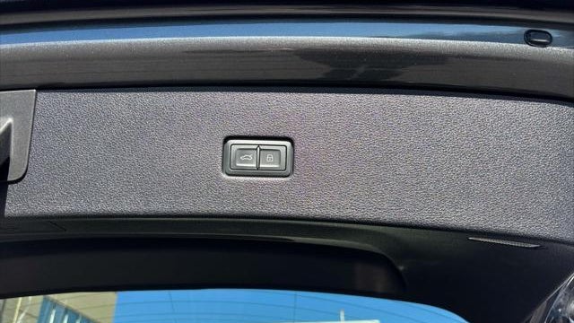 2019 Audi Q8 quattro Premium Plus 55 TFSI