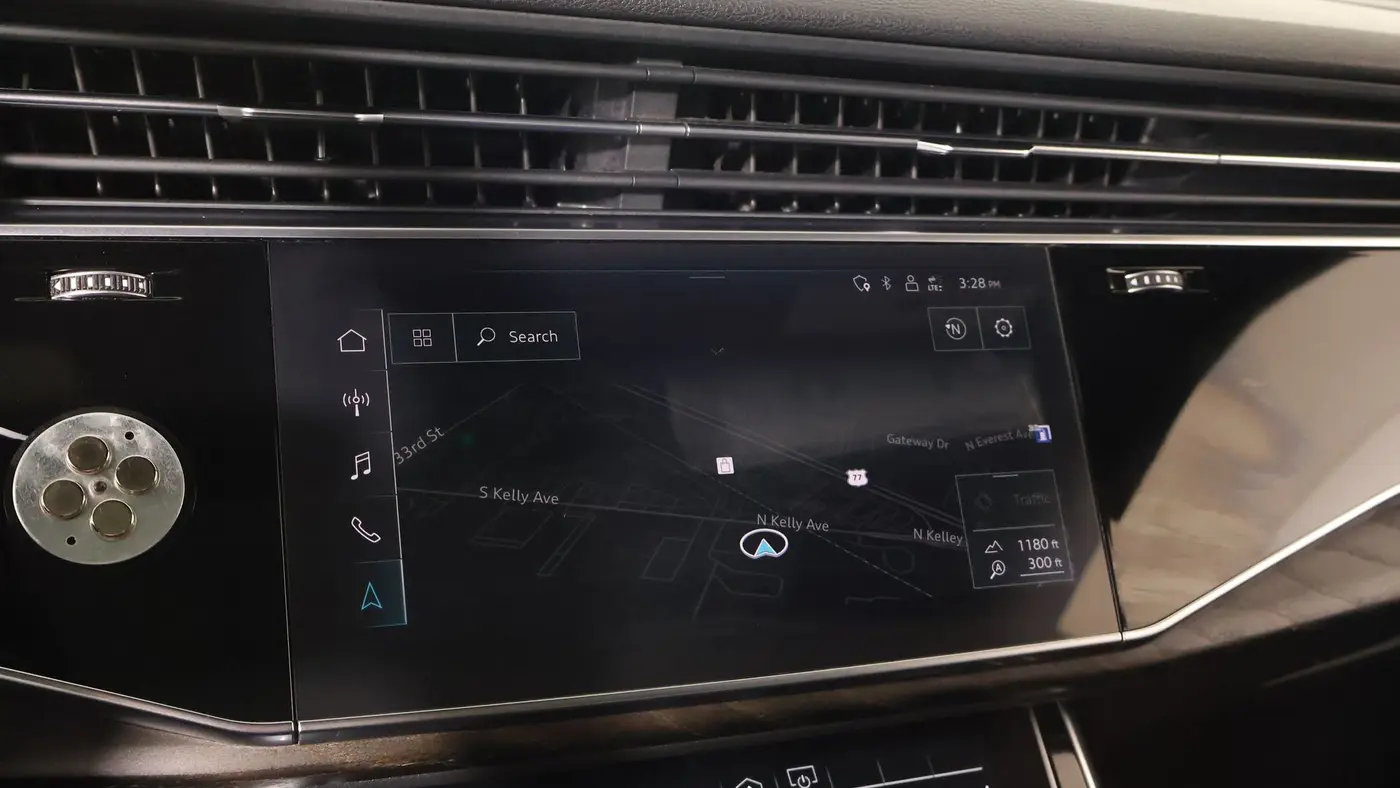 2021 Audi Q8 quattro Premium Plus 55 TFSI