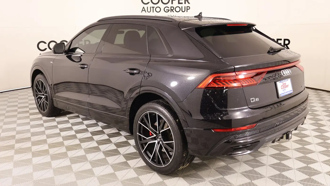 2021 Audi Q8 quattro Premium Plus 55 TFSI