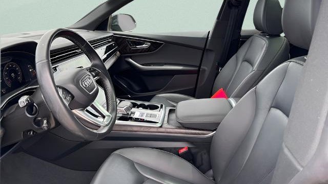 2021 Audi Q8 quattro Premium Plus 55 TFSI