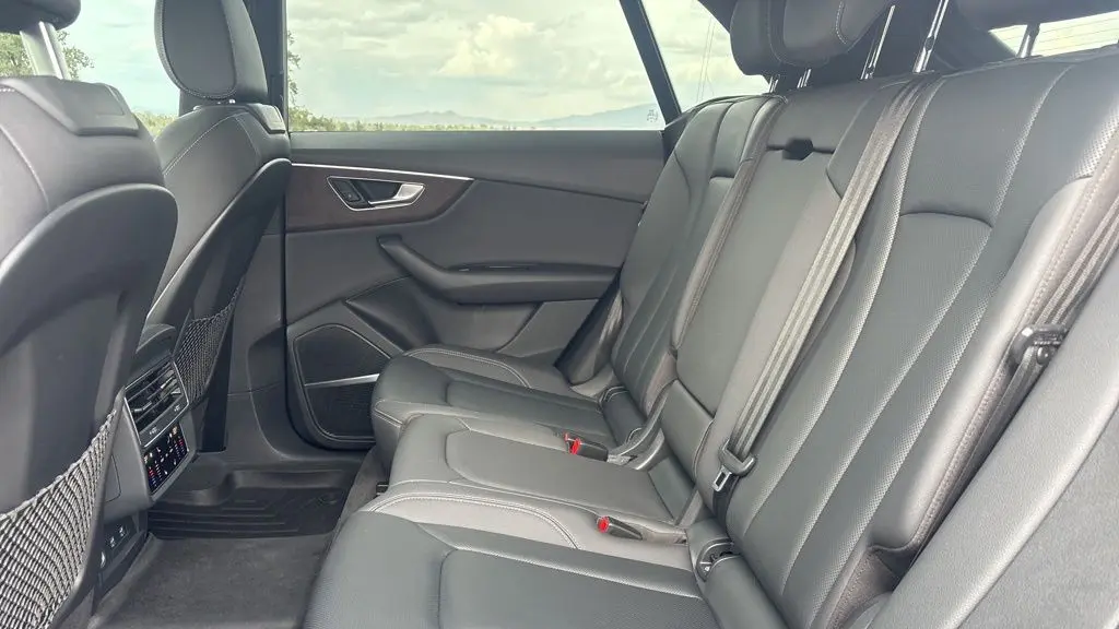 2019 Audi Q8 quattro Premium Plus 55 TFSI