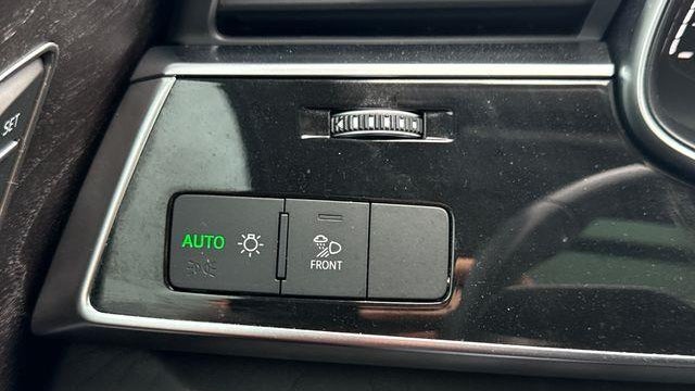 2023 Audi Q8 quattro Premium Plus 55 TFSI