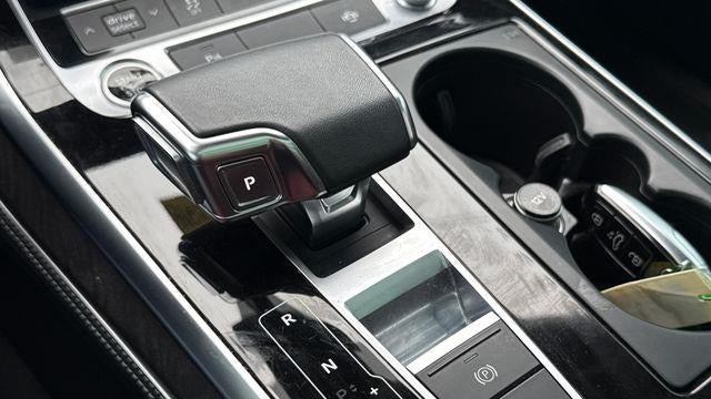 2023 Audi Q8 quattro Premium Plus 55 TFSI