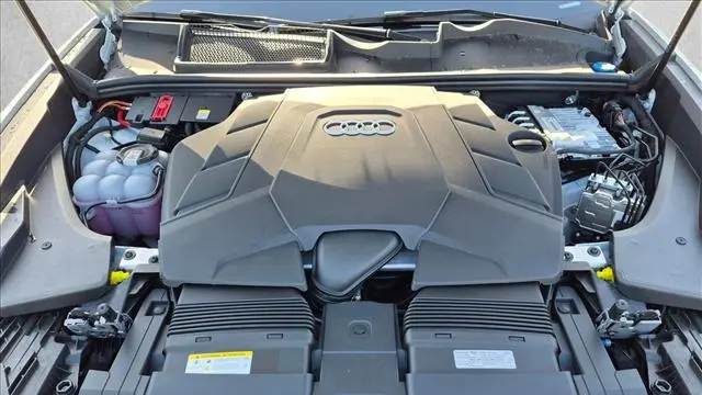 2026 Audi Q8 quattro Premium Plus 55 TFSI