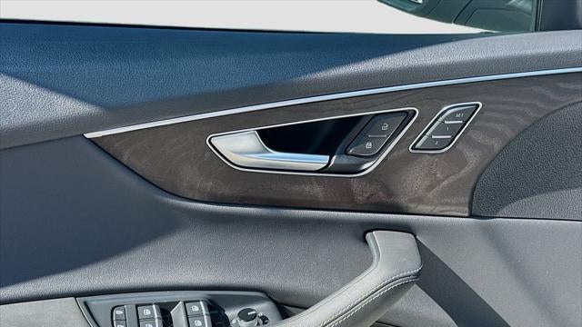 2023 Audi Q8 quattro Premium Plus 55 TFSI