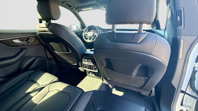 2023 Audi Q8 quattro Premium Plus 55 TFSI