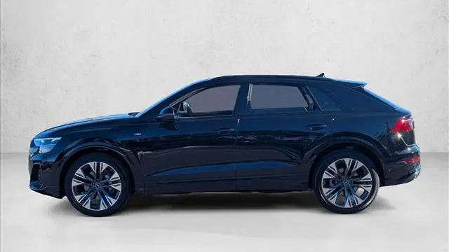 2026 Audi Q8 quattro Premium Plus 55 TFSI