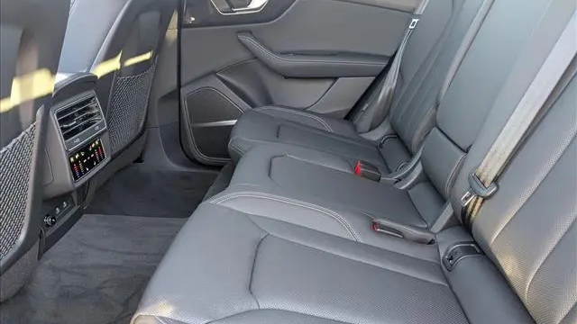 2026 Audi Q8 quattro Premium Plus 55 TFSI