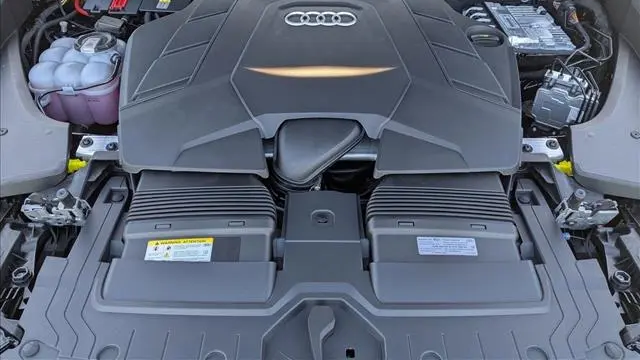 2026 Audi Q8 quattro Premium Plus 55 TFSI