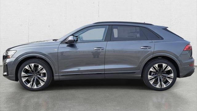 2026 Audi Q8 quattro Premium Plus 55 TFSI